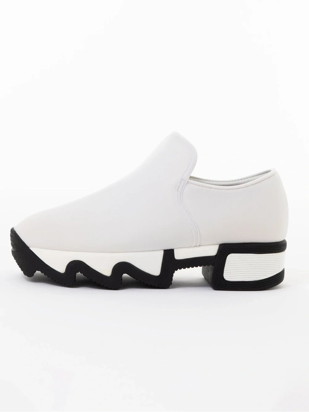 WES I White Low Top Sneaker NWOT - Size 41, Men’s 8, Women’s 11